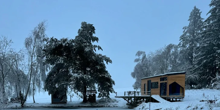 Tiny House Česílko: skvelá poloha blízko Lipna, vlastná sauna aj terasa s výhľadom