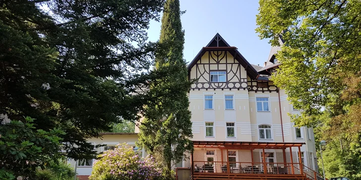 4* kúpeľný pobyt v Jeseníkoch s jedlom, neobmedzeným wellness aj zľavou na procedúry