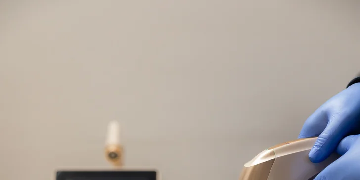 Neinvazívny lifting HIFU 12D na omladenie tváre a spevnenie brucha