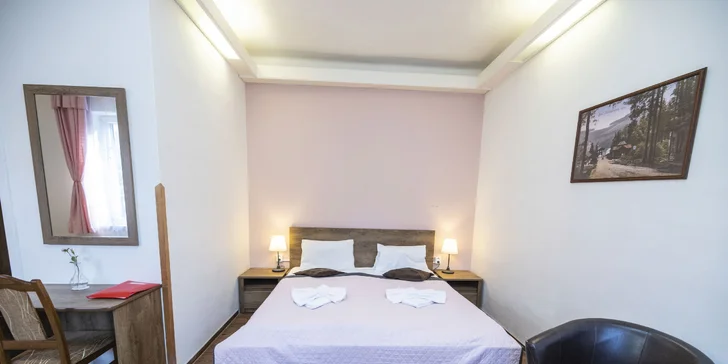 Krásna príroda a pokoj Karlovej Studánky: polpenzia aj vstup do bazéna a Thermal Parku