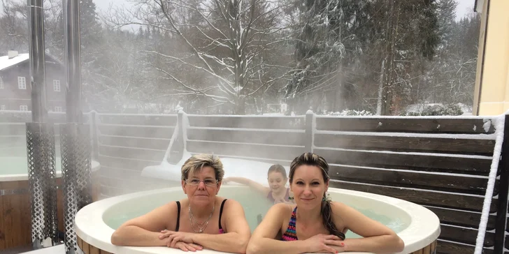 Krásna príroda a pokoj Karlovej Studánky: polpenzia aj vstup do bazéna a Thermal Parku