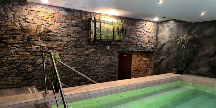 Krásna príroda a pokoj Karlovej Studánky: polpenzia aj vstup do bazéna a Thermal Parku