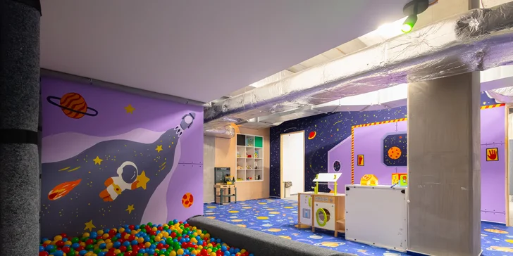 Lezenie na boulderovej stene Block Dock Petržalka: neobmedzený vstup alebo kurz s inštruktorom