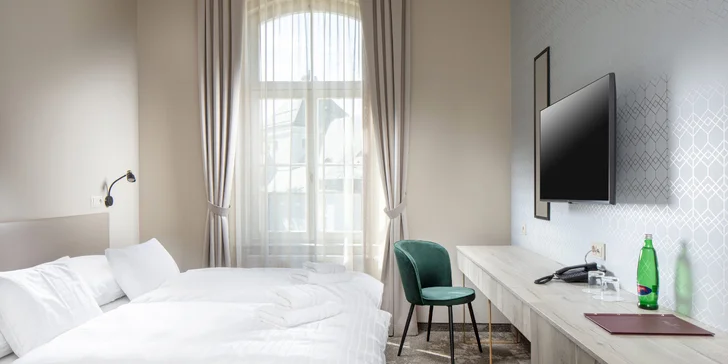 Zrekonštruovaný hotel v centre Františkových Lázní: raňajky alebo plná penzia, bazén aj procedúry