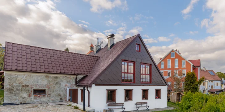 Krušné hory aj s jedlom: vybavený apartmán alebo chalupa až pre 14 osôb