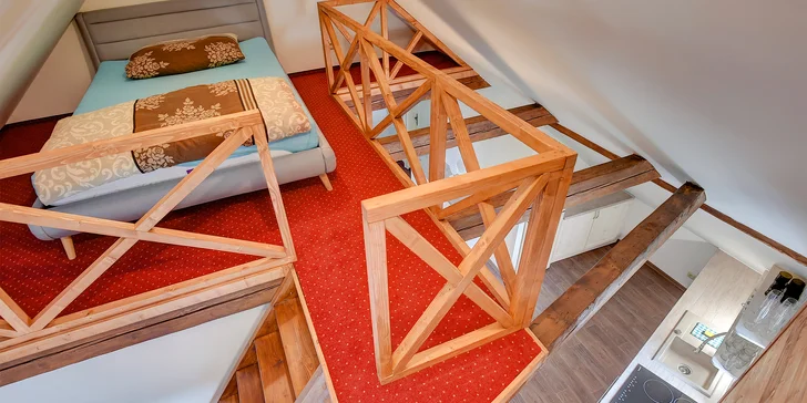 Krušné hory aj s jedlom: vybavený apartmán alebo chalupa až pre 14 osôb