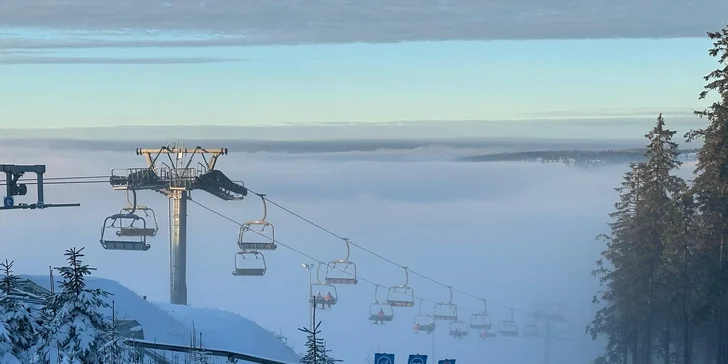 Krušné hory aj s jedlom: vybavený apartmán alebo chalupa až pre 14 osôb