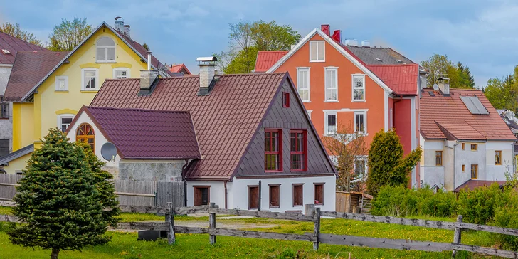 Krušné hory aj s jedlom: vybavený apartmán alebo chalupa až pre 14 osôb