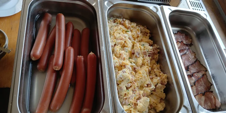 Pobyt v Lipovej-Lázňach: raňajky alebo polpenzia, trekingové palice a pivo Kanec