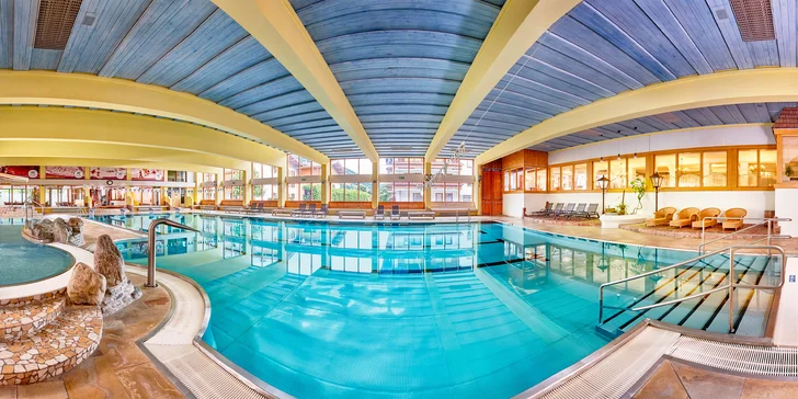 Na lyže do KitzSki: hotel v Mittersille s bazénom, saunami a polpenziou, až 3 deti zdarma