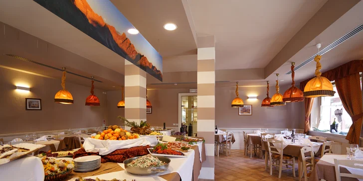 Lyžovačka v Taliansku: horský hotel v Dolomitoch s raňajkami až pre 6 osôb