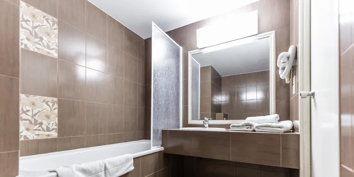 Pobyt v Kolobřehu: all inclusive light, vnútorný a vonkajší bazén aj sauna