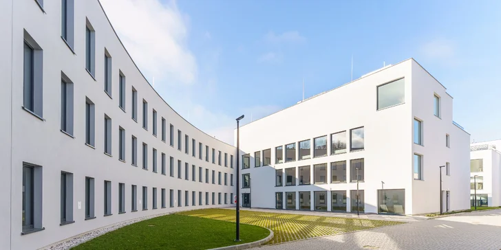 Resort v Kolobřehu pri pláži: neobmedzený wellness, all inclusive alebo polpenzia, výhody za dlhší pobyt