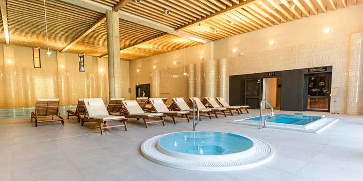 Kúpeľný hotel medzi Baltským morom a jazerom Jamno: neobmedzený wellness aj polpenzia