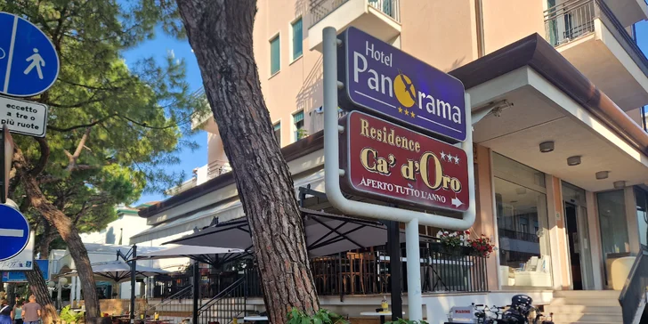 Talianske Jesolo: 3* hotel priamo na pláži a raňajky alebo polpenzia