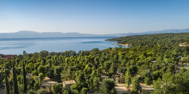 Chorvátsky Krk: krásne apartmány až pre 8 osôb a parádne zázemie