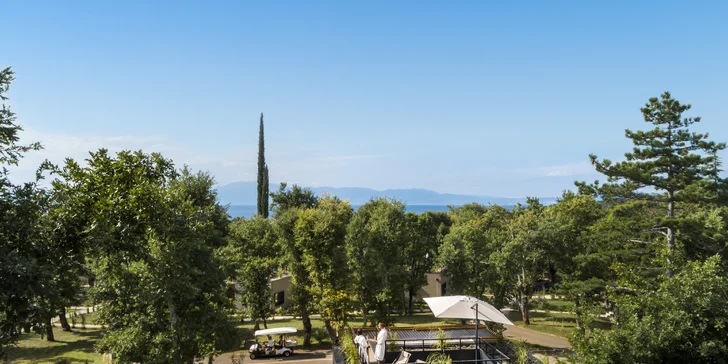 Chorvátsky Krk: krásne apartmány až pre 8 osôb a parádne zázemie