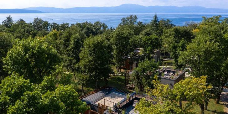 Chorvátsky Krk: krásne apartmány až pre 8 osôb a parádne zázemie