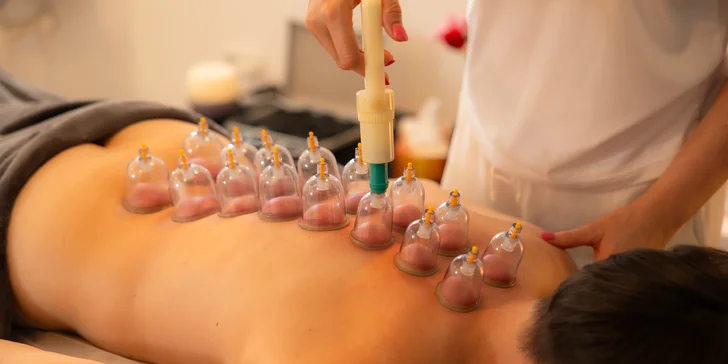 Masáž chrbta či tela, bankovanie, Lomi Lomi alebo myofasciálna masáž