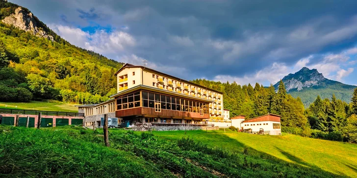 Pobyt v krásnom prostredí Vrátnej doliny s polpenziou a wellness, v ponuke aj variant so skipasom