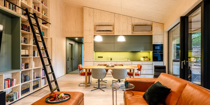 Luxusný chalet uprostred lesa neďaleko Ostrihomu, polpenzia aj súkromný wellness