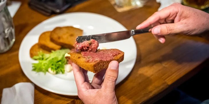 Pobyt v srdci Mělníka až pre 6 osôb: raňajky aj zľava do reštaurácie