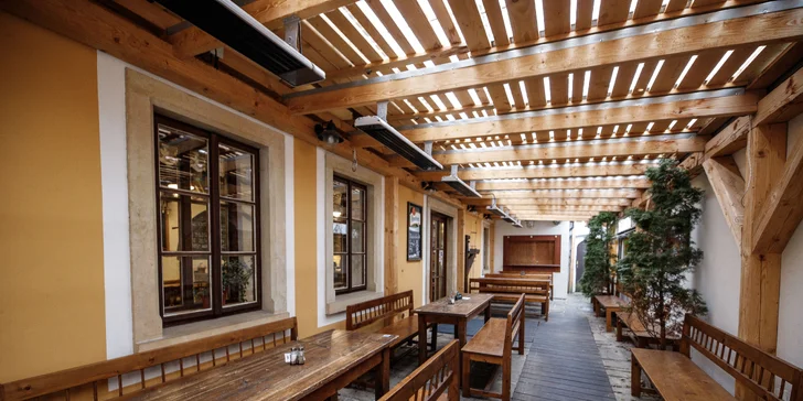 Pobyt v srdci Mělníka až pre 6 osôb: raňajky aj zľava do reštaurácie