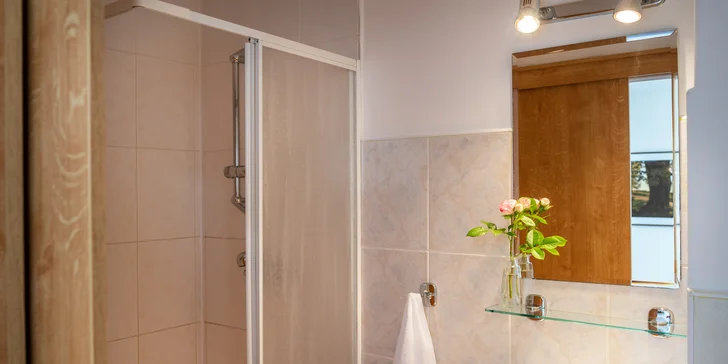 Pobyt v srdci Mělníka až pre 6 osôb: raňajky aj zľava do reštaurácie