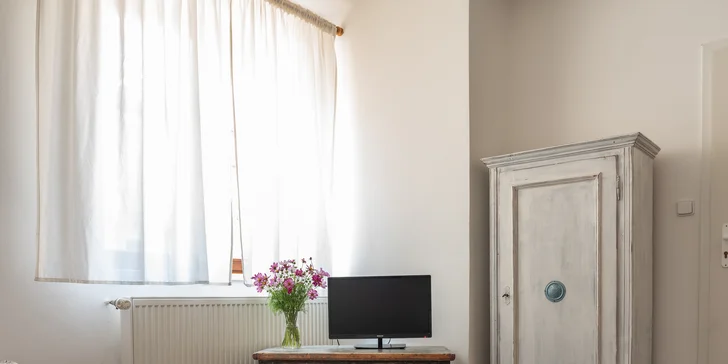 Pobyt v srdci Mělníka až pre 6 osôb: raňajky aj zľava do reštaurácie
