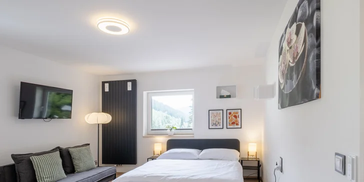 Pobyt v Peci pod Sněžkou až pre 6 osôb: raňajky, fľaša vína aj sauna