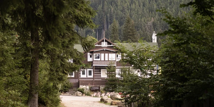 Pobyt v Peci pod Sněžkou až pre 6 osôb: raňajky, fľaša vína aj sauna