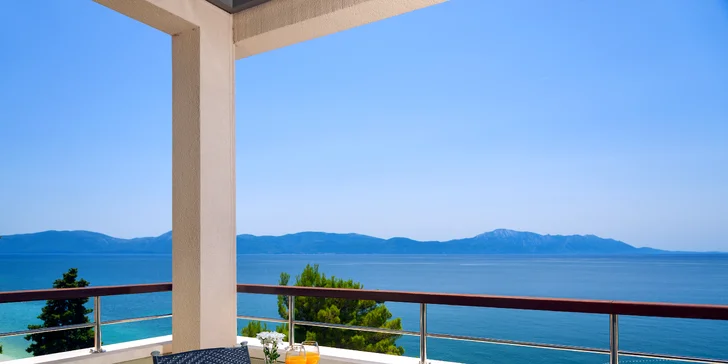 Dovolenka v chorvátskom Gradaci: 4* hotel pri pláži, s raňajkami alebo polpenziou