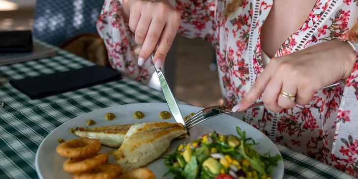 Dovolenka v chorvátskom Gradaci: 4* hotel pri pláži, s raňajkami alebo polpenziou