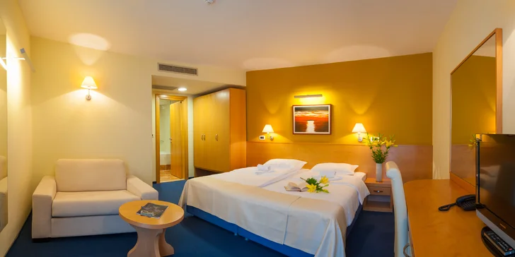 Dovolenka v chorvátskom Gradaci: 4* hotel pri pláži, s raňajkami alebo polpenziou