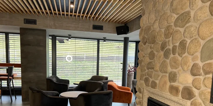 Do zoo aj na Ještěd: pobyt v hoteli a hosteli s raňajkami v pokojnej časti Liberca