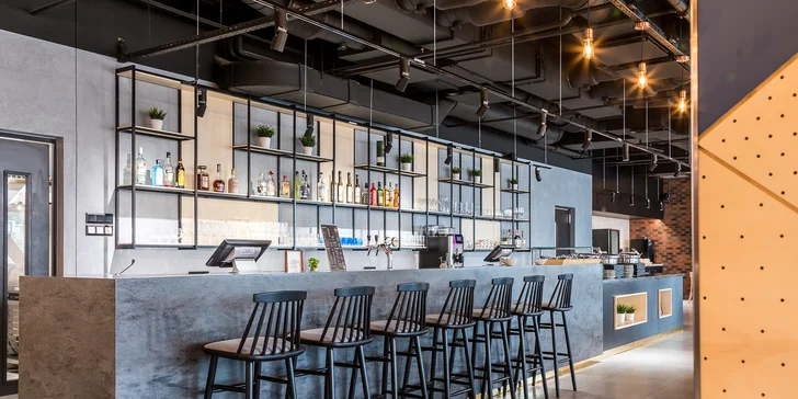 Pobyt v Budapešti na nábreží Dunaja s raňajkami