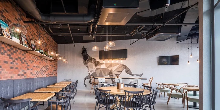 Pobyt v Budapešti na nábreží Dunaja s raňajkami