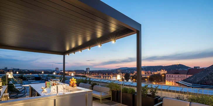 Pobyt v Budapešti na nábreží Dunaja s raňajkami