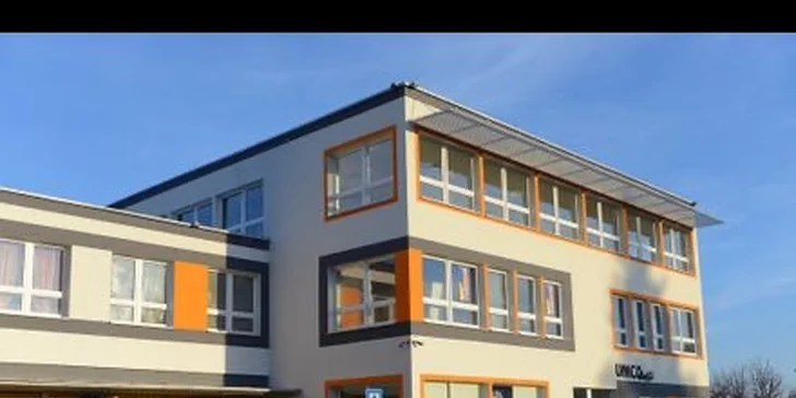 Omladenie bez chirurgického zákroku: HIFU ošetrenie celej tváre a podbradku