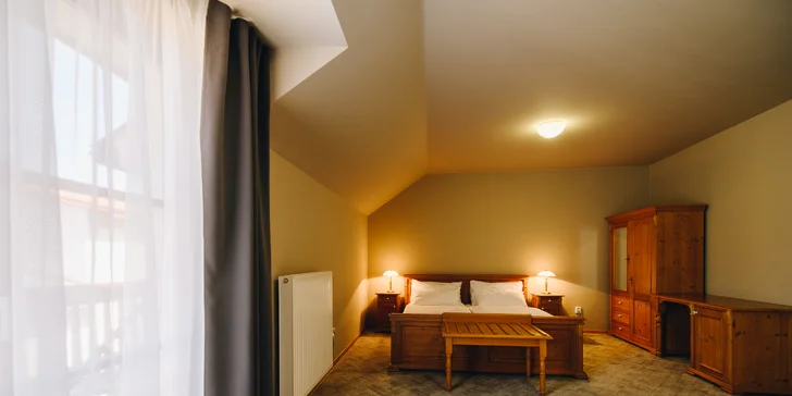 Pobyt na juhu Moravy s raňajkami, večerou aj ochutnávkou vín a syrovým tanierom