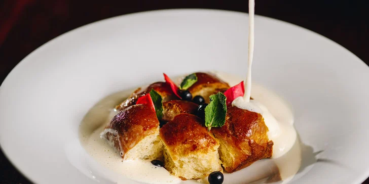 Pobyt na juhu Moravy s raňajkami, večerou aj ochutnávkou vín a syrovým tanierom