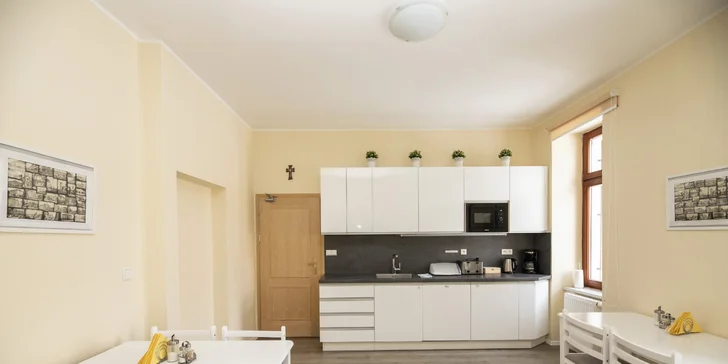 Naberte sily v Tepliciach: oddychový pobyt v kúpeľnom meste s raňajkami a sektom