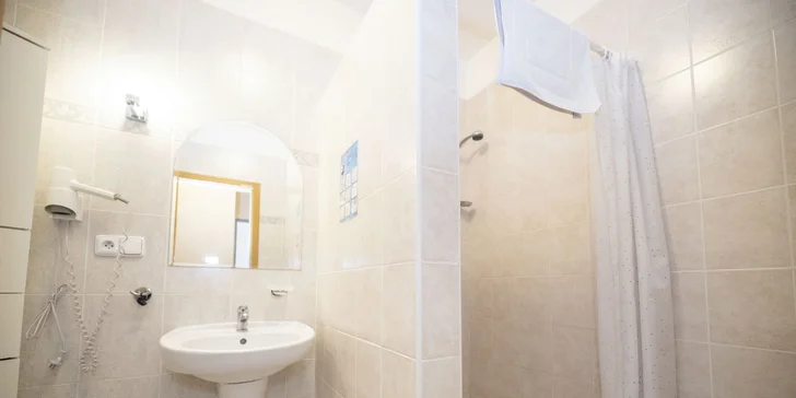 Naberte sily v Tepliciach: oddychový pobyt v kúpeľnom meste s raňajkami a sektom