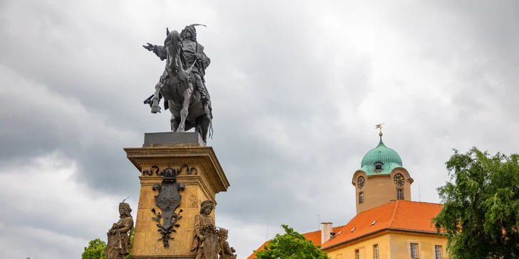 Dovolenka v Poděbradoch: apartmán alebo izba s raňajkami, 3 km od centra a kolonády