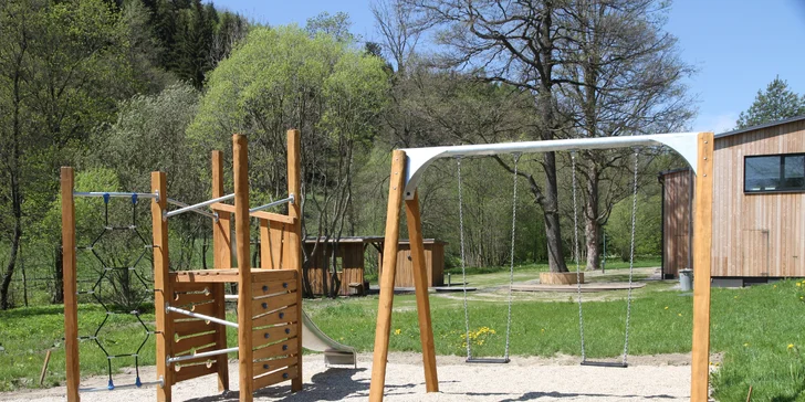 Pohodový pobyt v Jeseníkoch: krásne ubytovanie, privátna sauna aj vínna pivnica