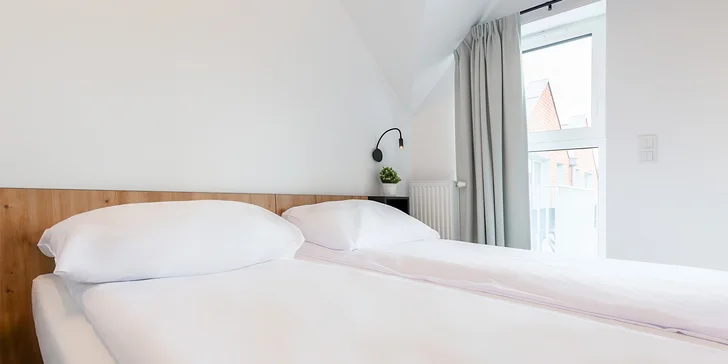 Nové apartmány pri Kolobrzegu: pláž pár krokov, wellness a možnosť stravy