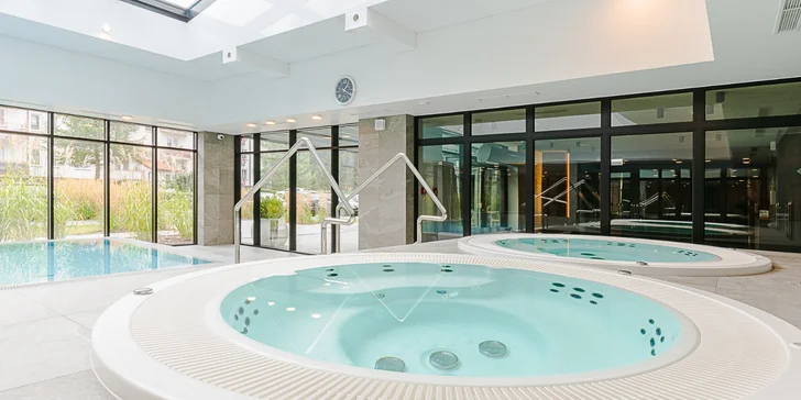 Nové apartmány pri Kolobrzegu: pláž pár krokov, wellness a možnosť stravy