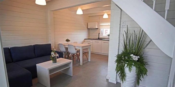 Rodinná dovolenka pri Balte v mestečku Rewal: moderné domčeky s plne vybavenou kuchyňou, 500 m od pláže