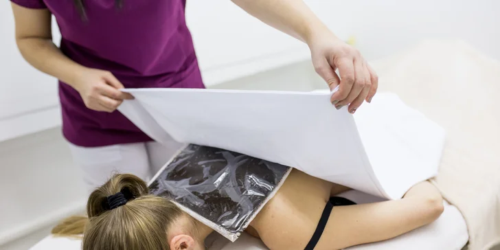 Masáže: klasická, celotelová aj kombinácia s rašelinovým zábalom či bankovaním