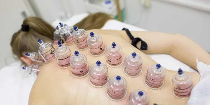 Masáže: klasická, celotelová aj kombinácia s rašelinovým zábalom či bankovaním